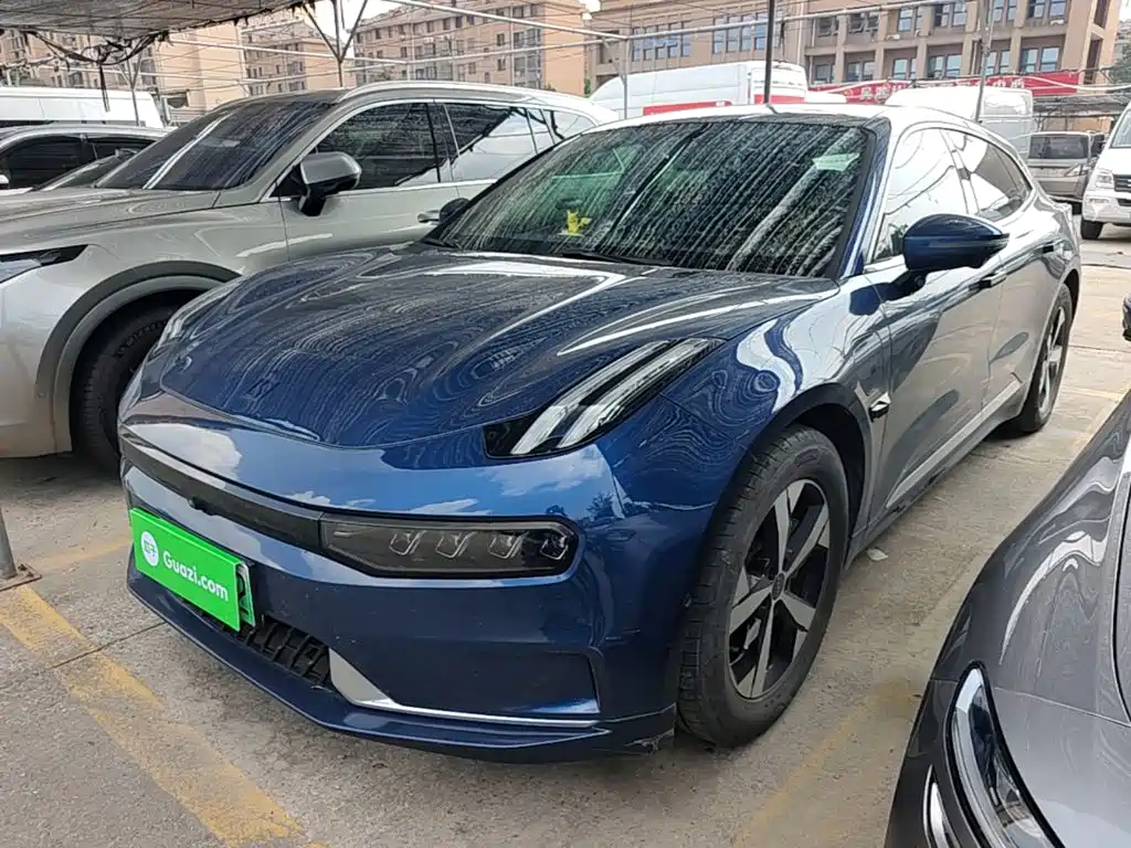 Zeekr 001 2023