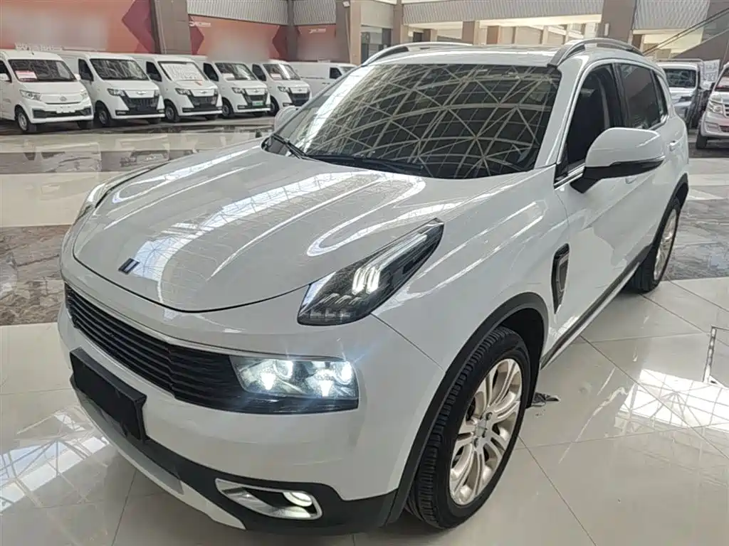 Lynk & Co 01 2019