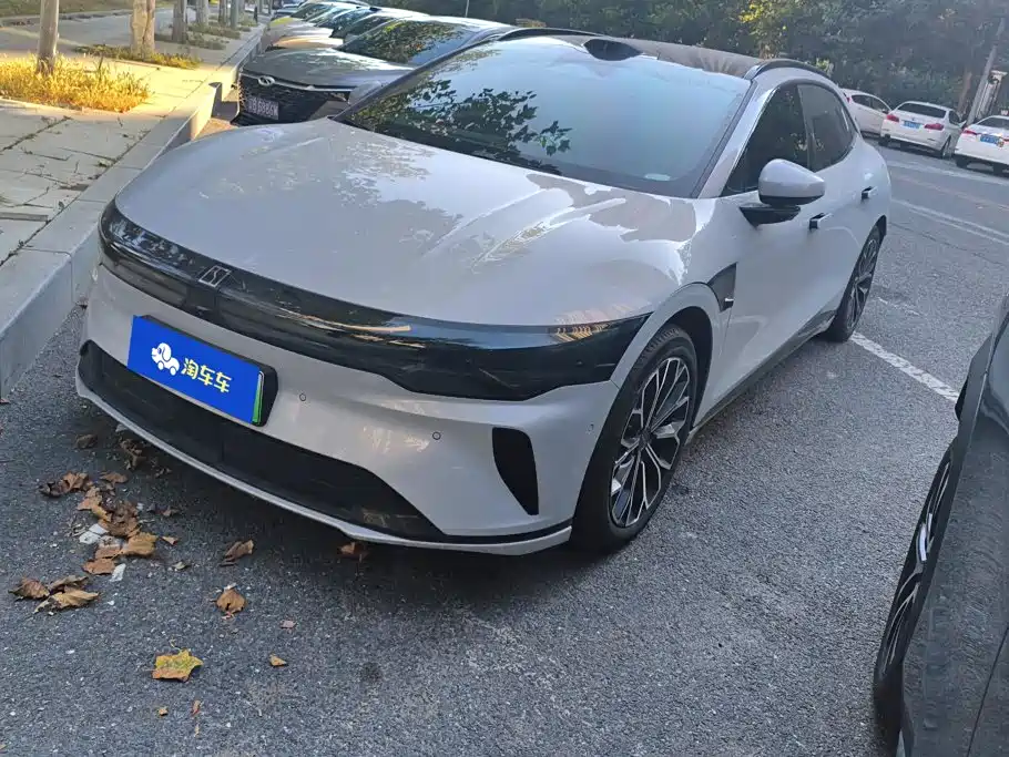 Zeekr 007GT 2025