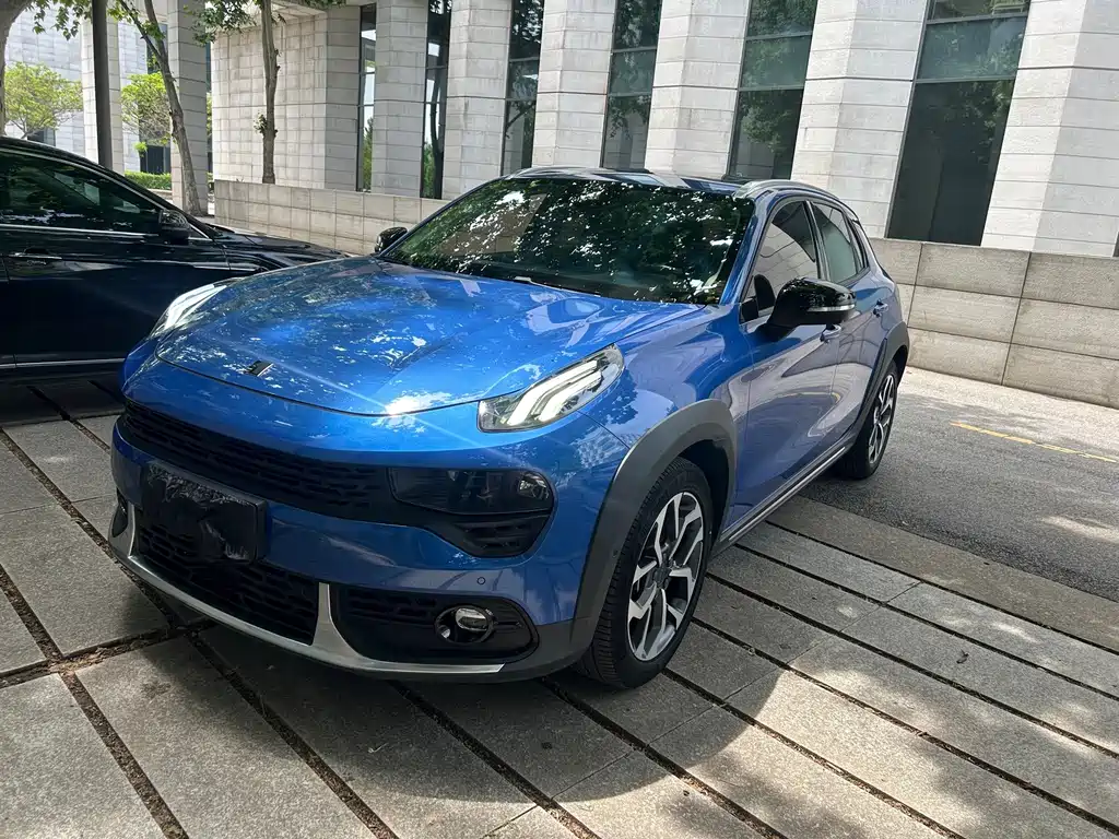 Lynk & Co 02 2020