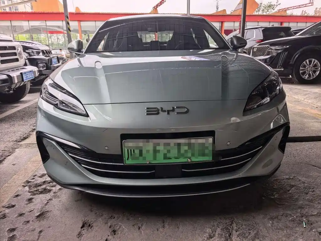 BYD Seal 06 2025