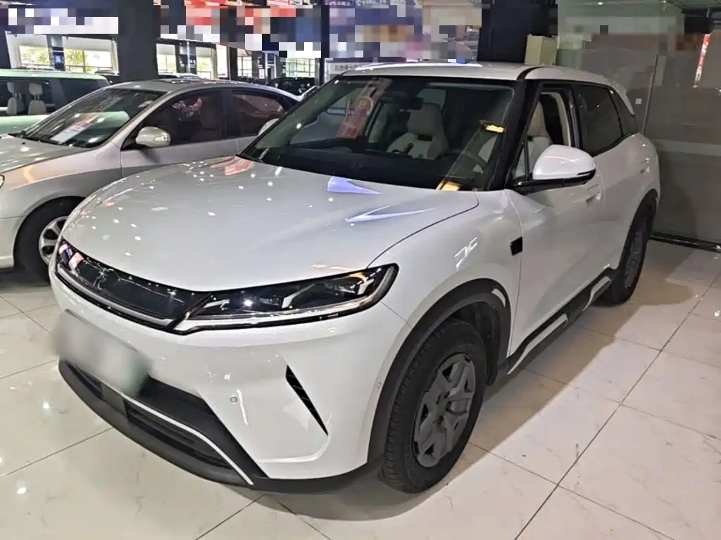 BYD Yuan UP 2025