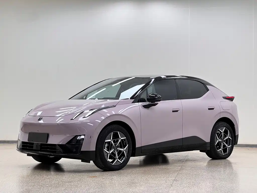 Lynk & Co Z20 2025