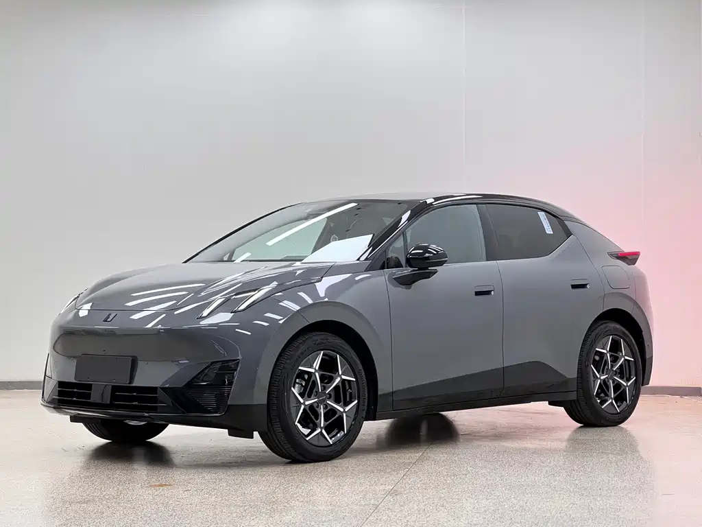 Lynk & Co Z20 2025