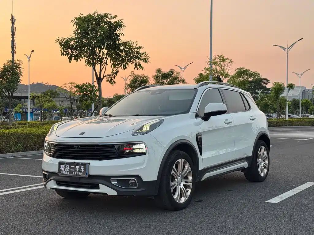 Lynk & Co 01 2019