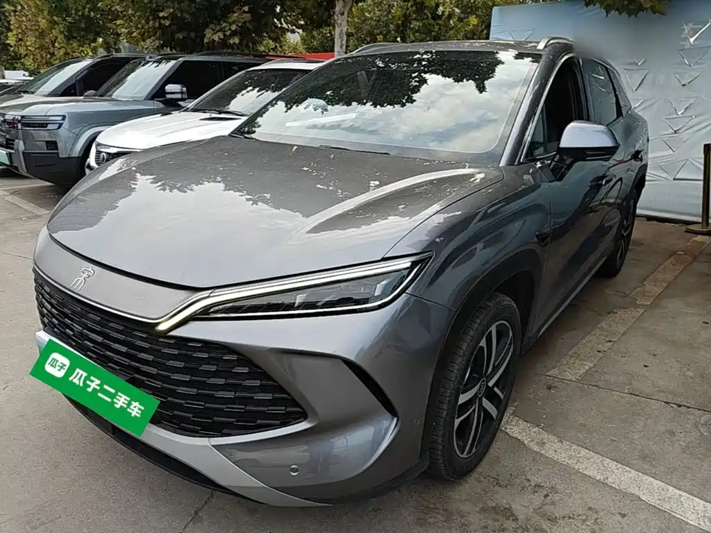 BYD L DM-i 2025