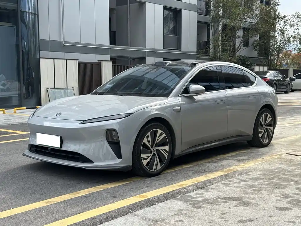 NIO ET5 2024