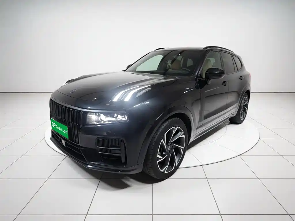 Lynk & Co 09 EM-P 2022