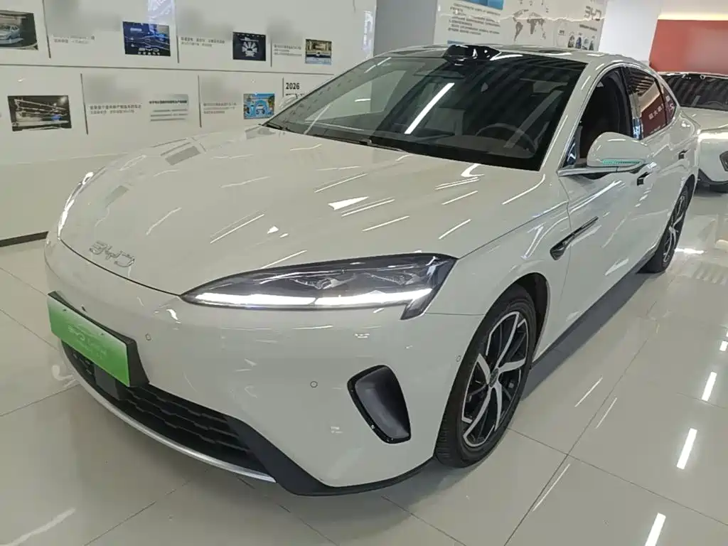 BYD Seal 07 DM-i 2025