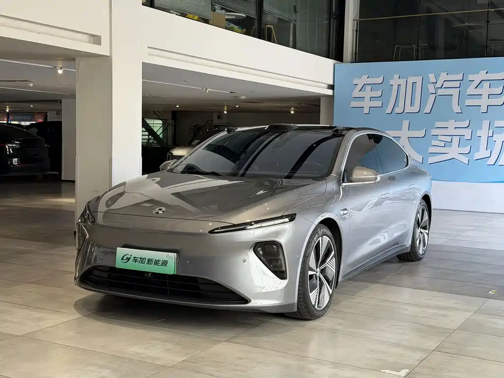 NIO ET7 2025