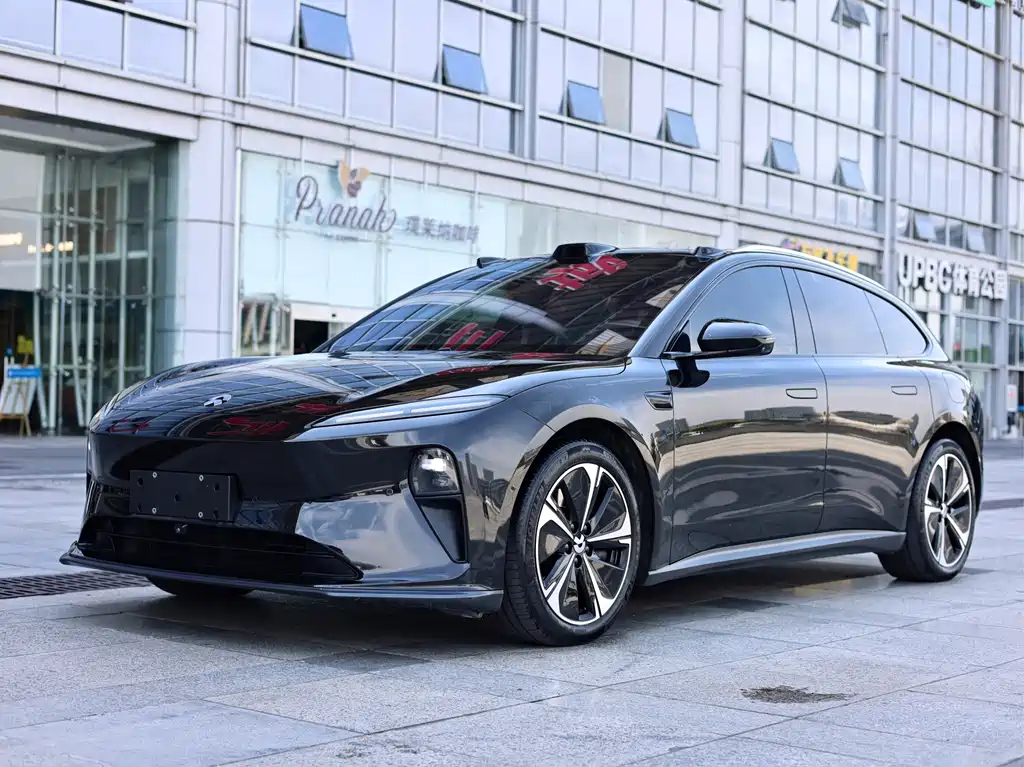 NIO ET5T 2024
