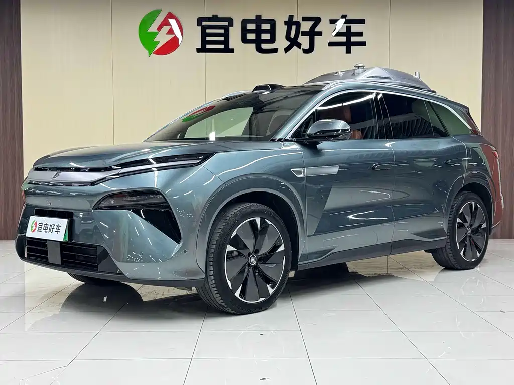 BYD Tang L 2026