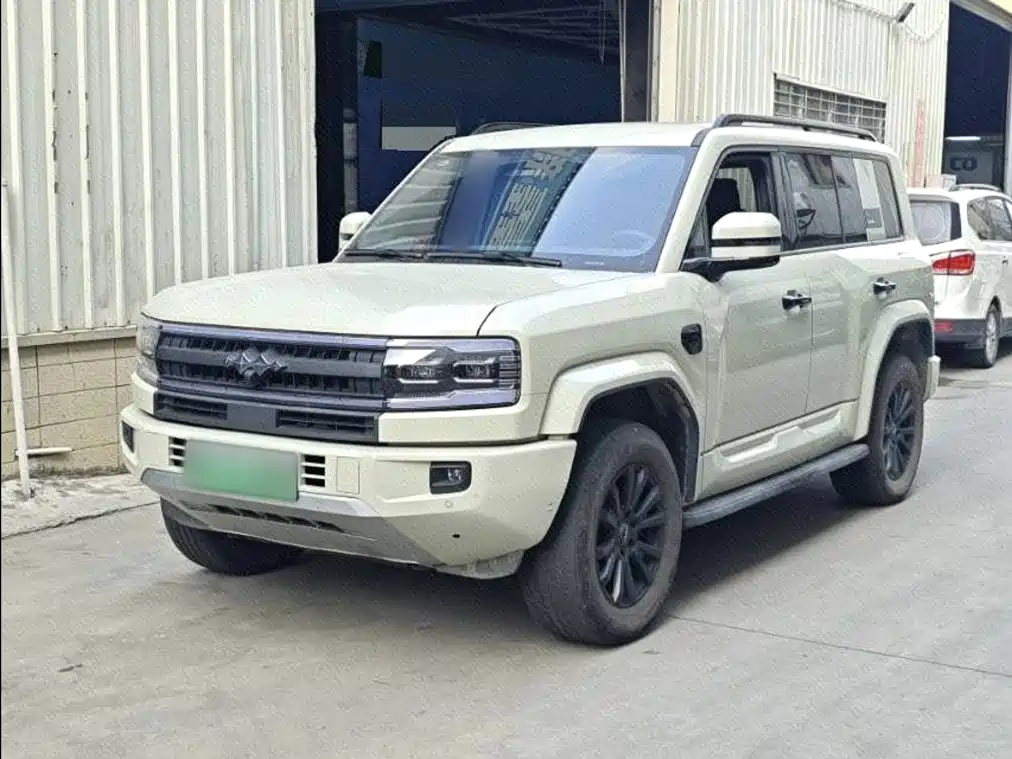 Fang Cheng Bao Leopard 5 2025
