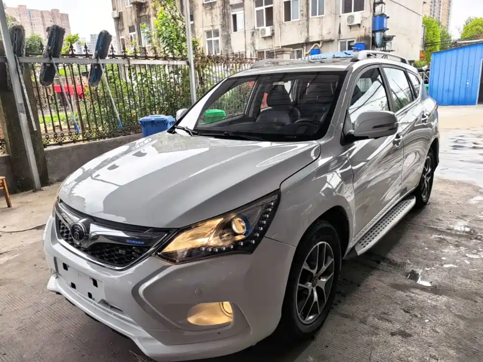 BYD Song 2016