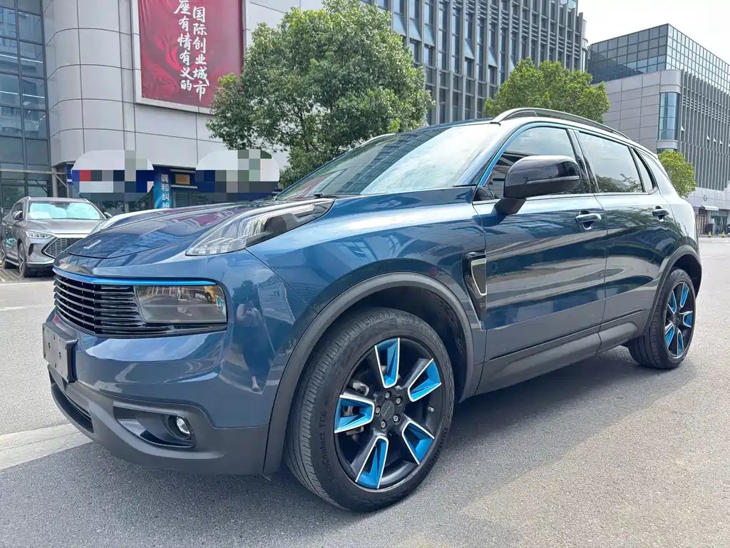Lynk & Co 01 2019
