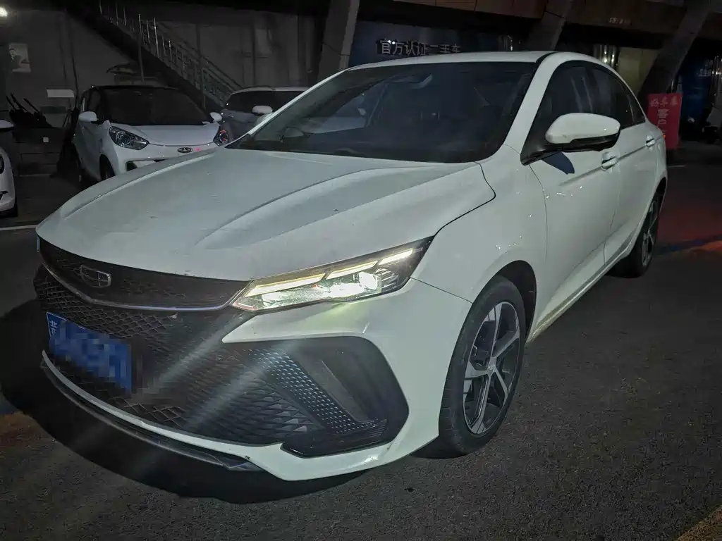 Geely Emgrand L 2021