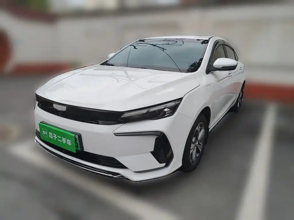 Geely L HiP 2024