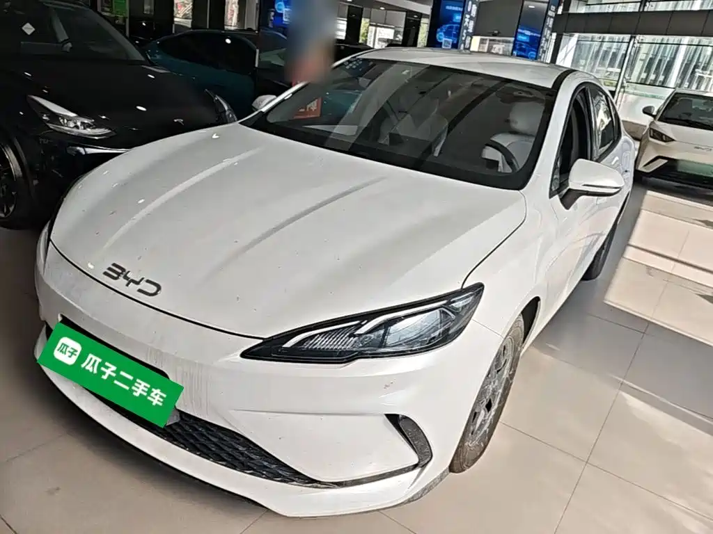 BYD Seal 05 DM-i 2025
