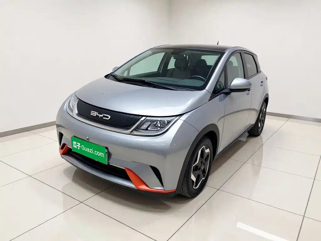 BYD Dolphin 2023