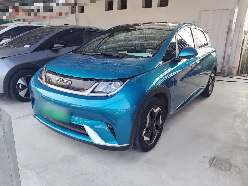 BYD Dolphin 2023