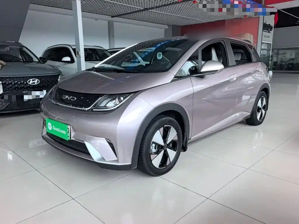 BYD Dolphin 2023