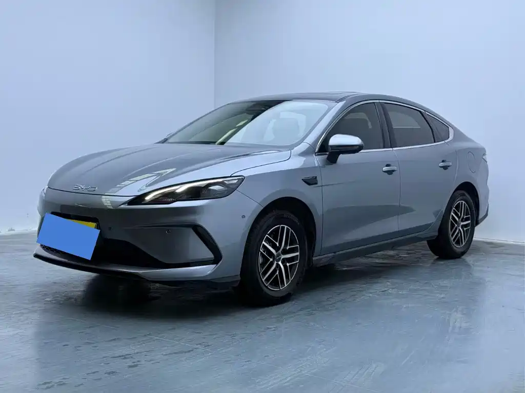 BYD Seal 05 DM-i 2025