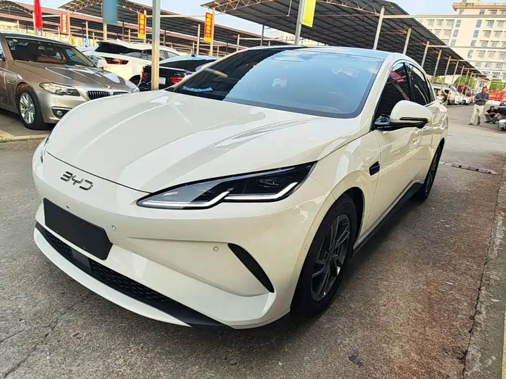 BYD Seal 06 2025