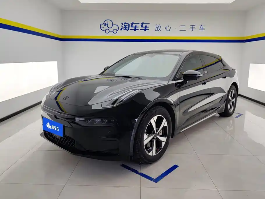 Zeekr 001 2024