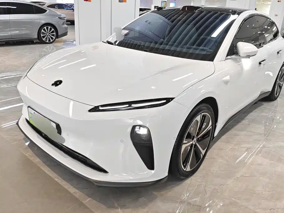 NIO ET5T 2024