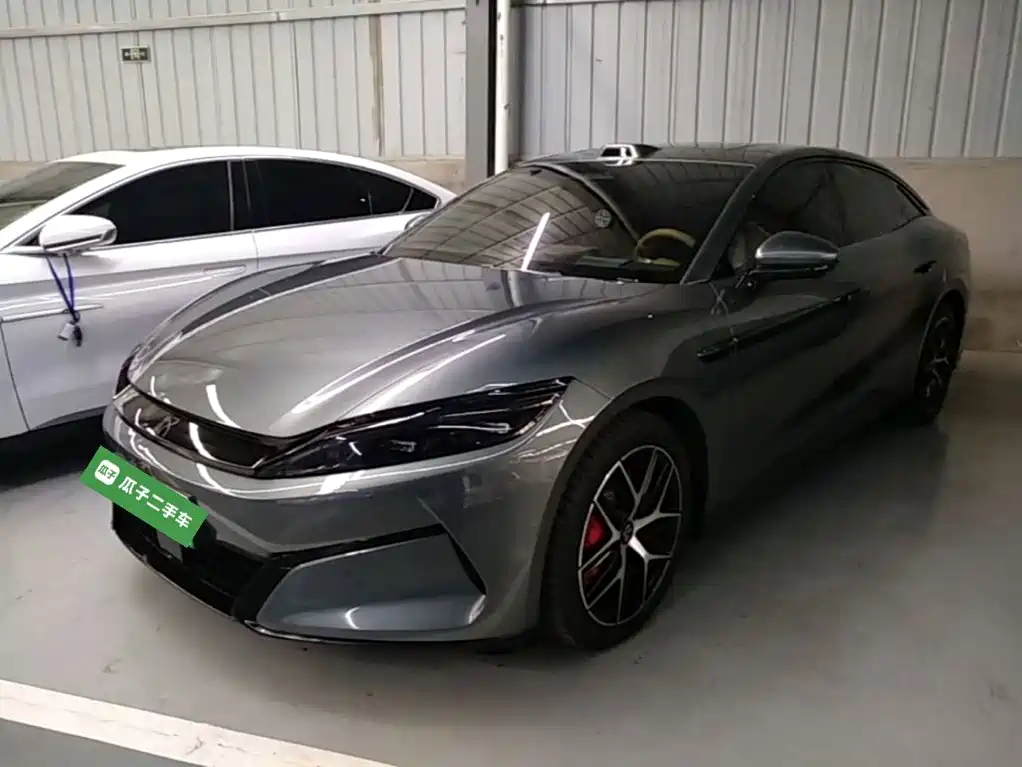 BYD Han L 2025