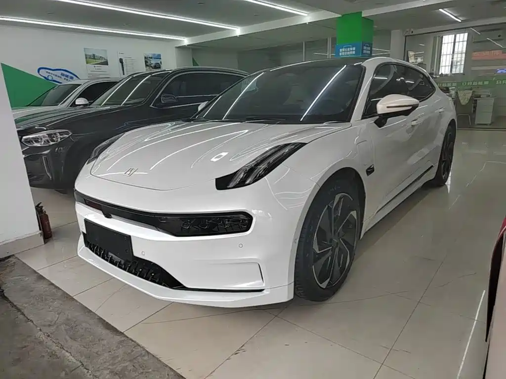 Zeekr 001 2022