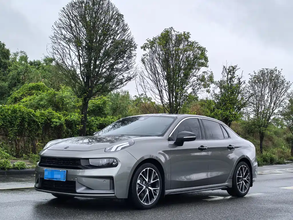 Lynk & Co 03 2021