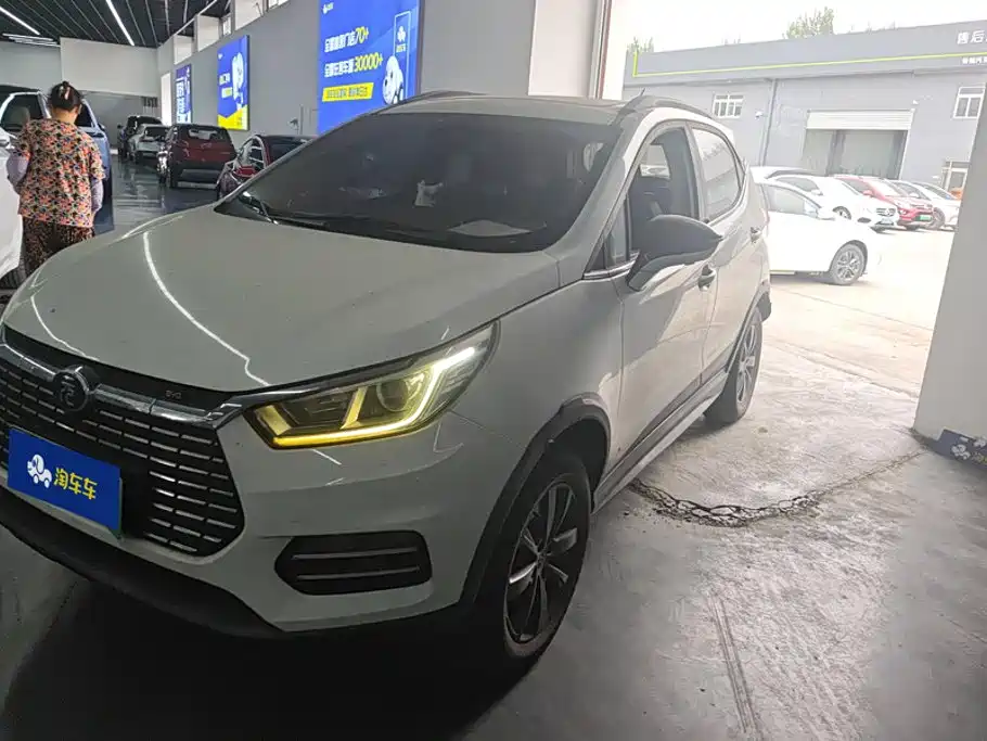 BYD Yuan EV 2019