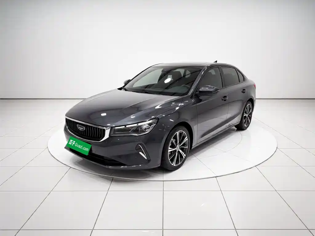 Geely Emgrand 2023