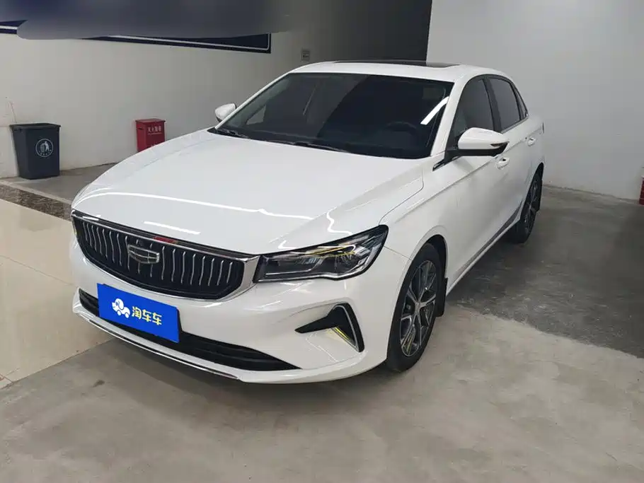 Geely Emgrand 2024