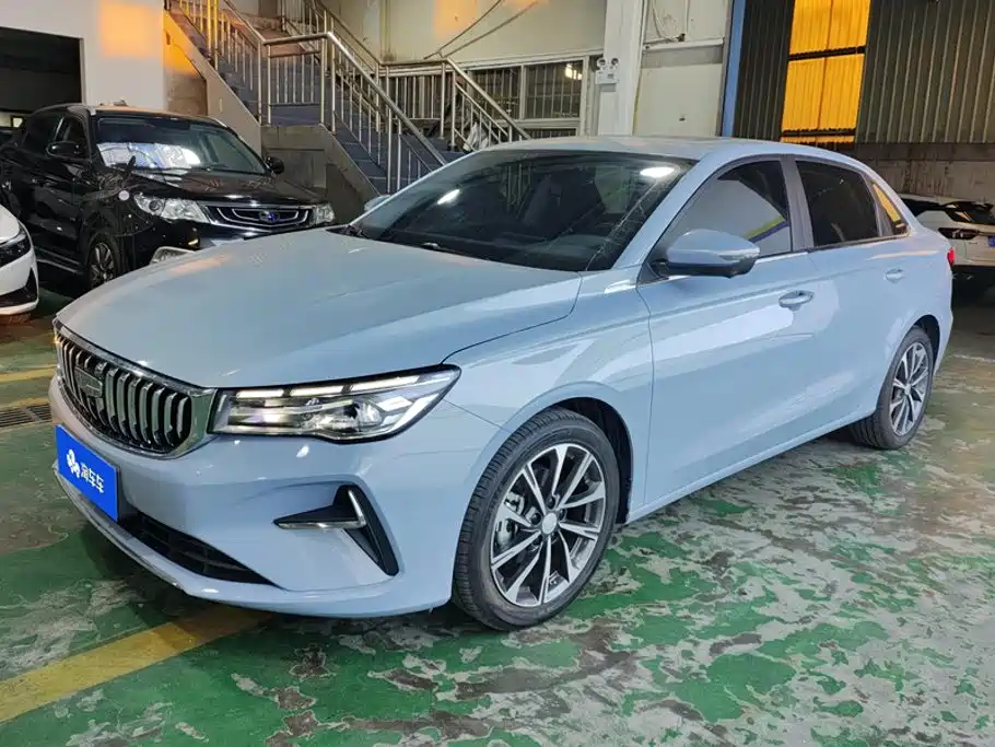 Geely Emgrand 2025