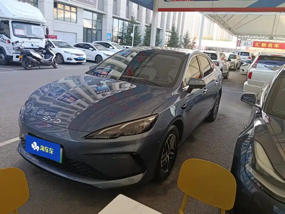 BYD Seal 05 DM-i 2025