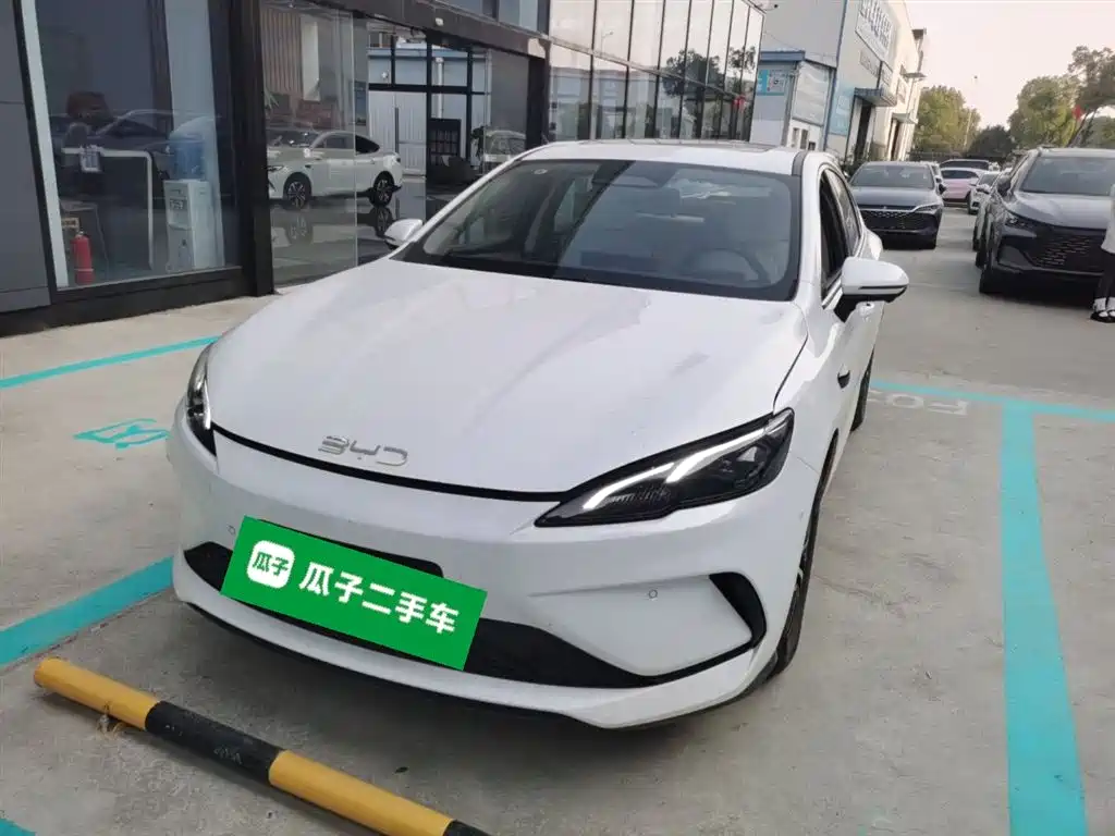 BYD Seal 05 DM-i 2025
