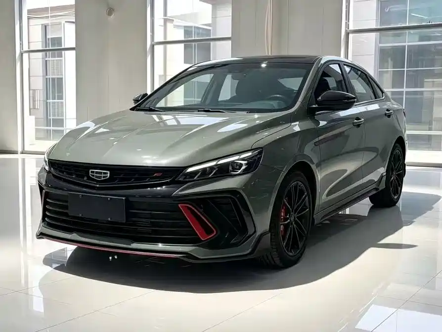 Geely Emgrand 2022