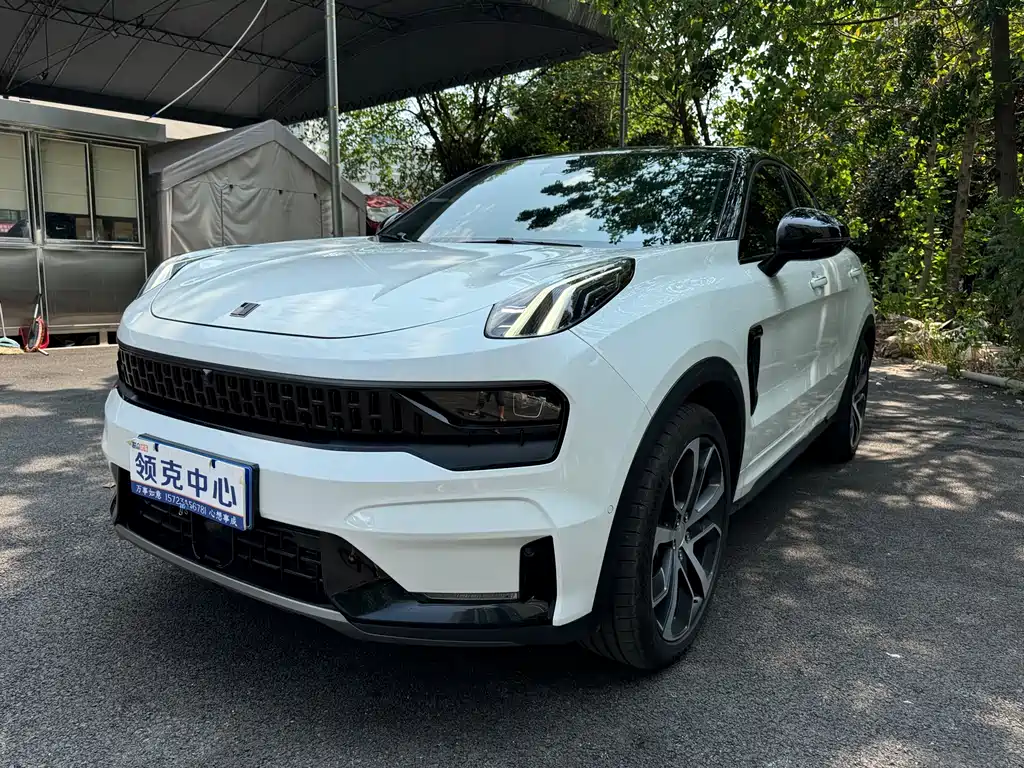 Lynk & Co 05 2022