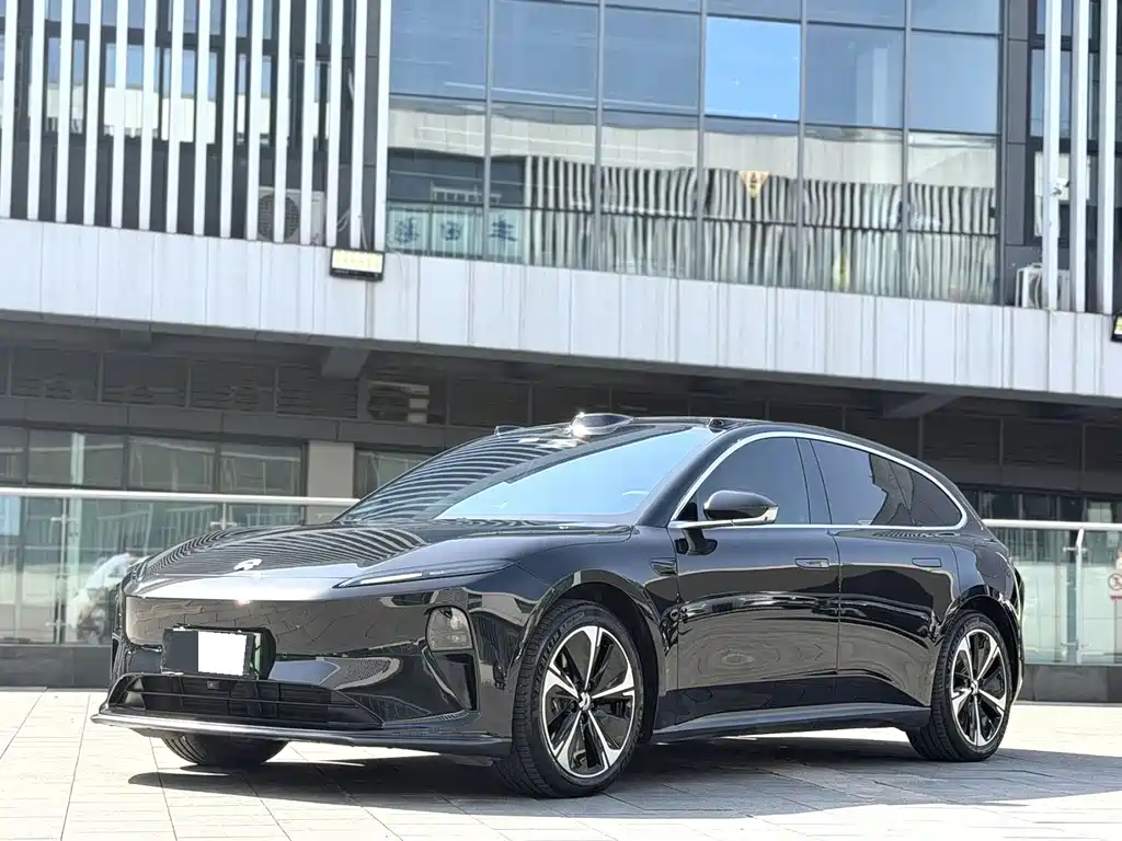 NIO ET5T 2024