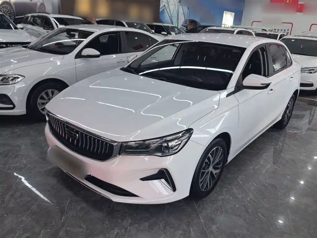 Geely Emgrand 2024