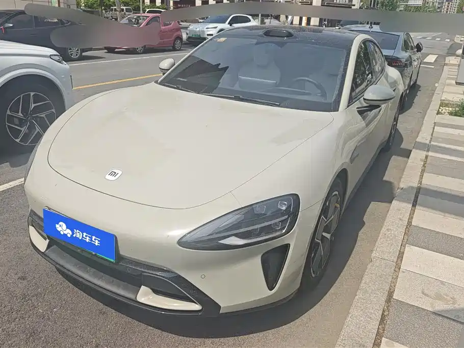 Xiaomi SU7 2024
