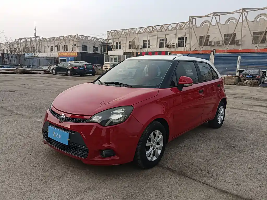MG 3 2013