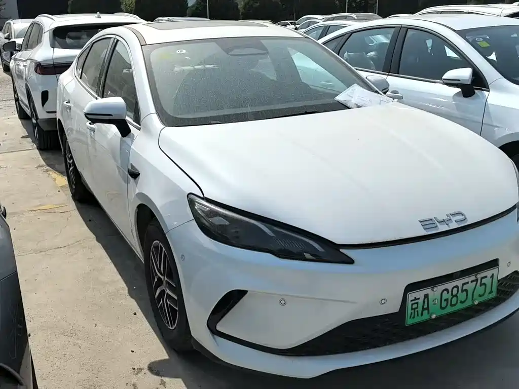 BYD Seal 05 DM-i 2025