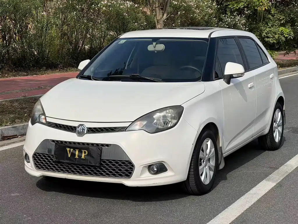 MG 3 2012
