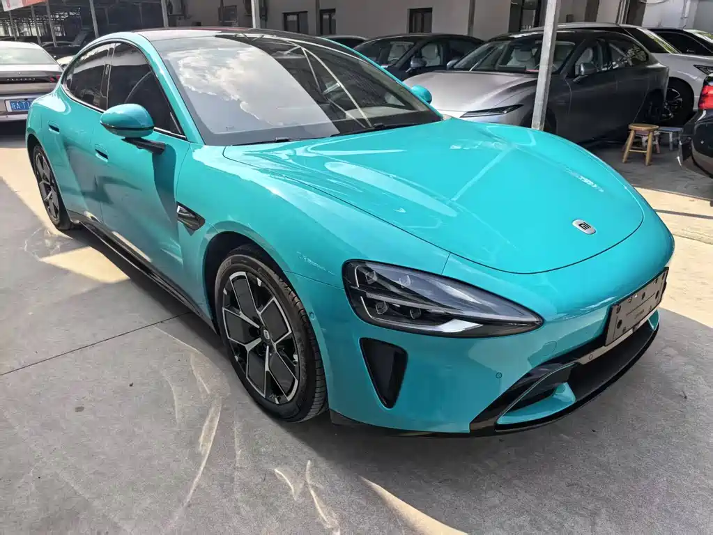 Xiaomi SU7 2024