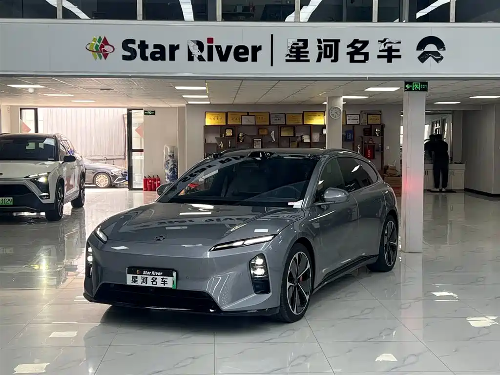 NIO ET5T 2025