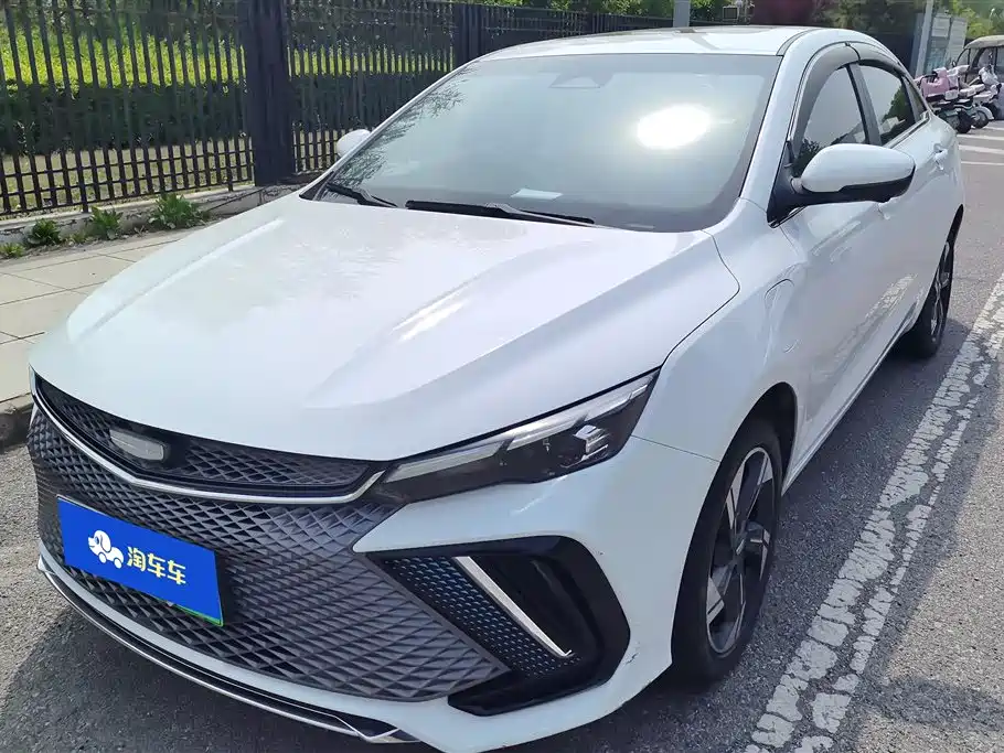 Geely L HiP 2023