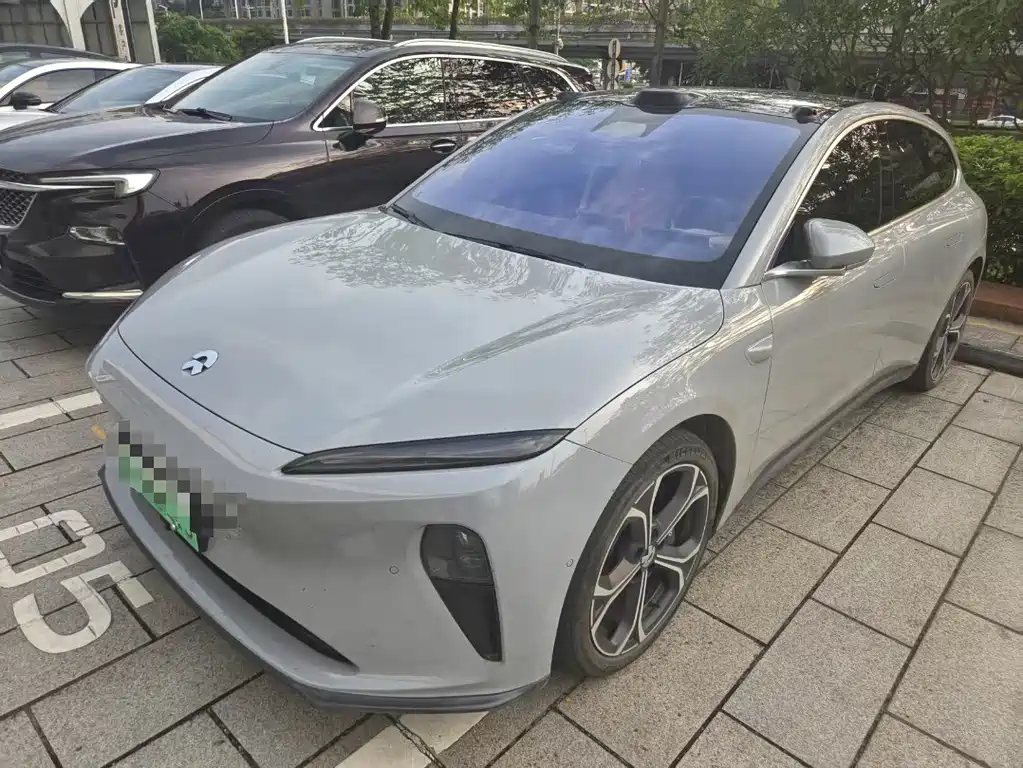 NIO ET5 2024
